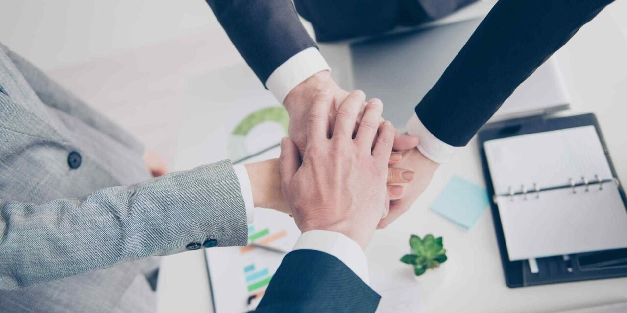 ما أهمية تكوين علاقات استراتيجية وتحقيق نجاح مستدام؟