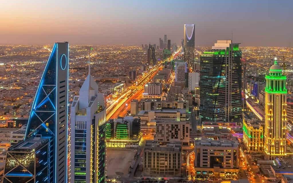 شركات الامتياز: دليل شامل لفهم عالم الامتياز التجاري
